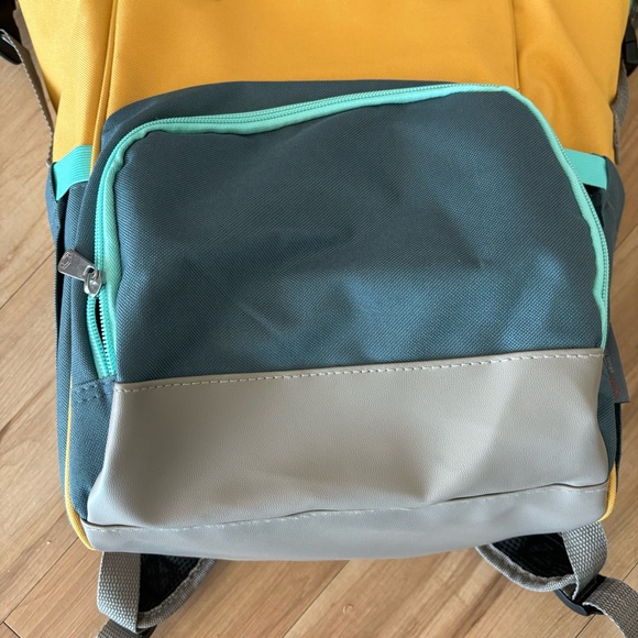 Stylish Multi-Color Backpack - Picture 7 of 14